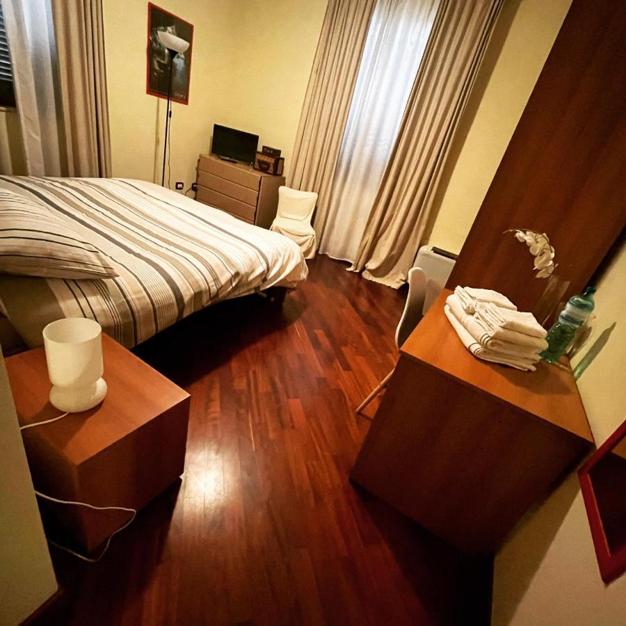 Dino'S B&B Casapulla Zewnętrze zdjęcie